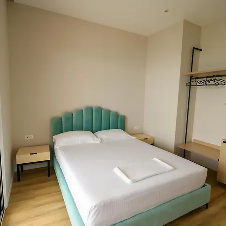 Hotel Amare *