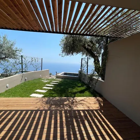 Hotel Amare Palasë