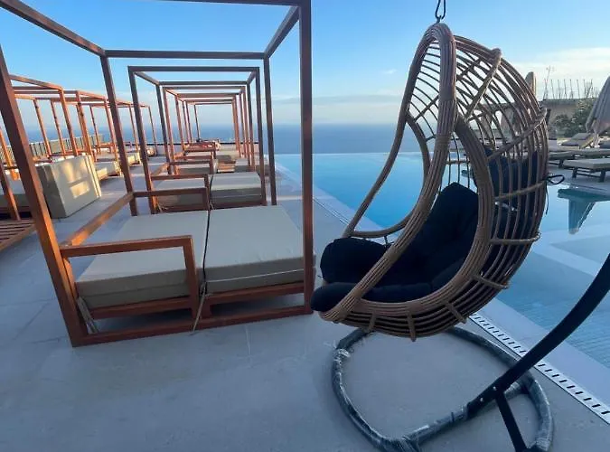 Hotell Amare Palasë