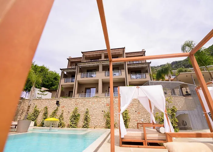 Amare Hotell Palasë