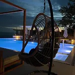 Amare Hotel *
