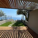 Otel Amare Palasë
