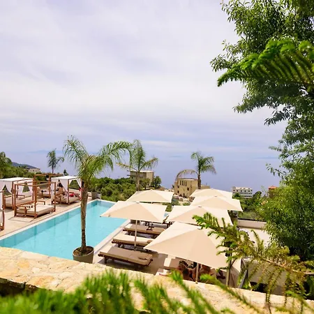 Hotel Amare *