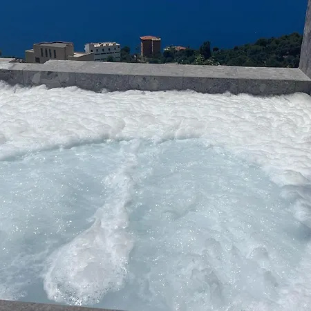 Amare * Παλάσα