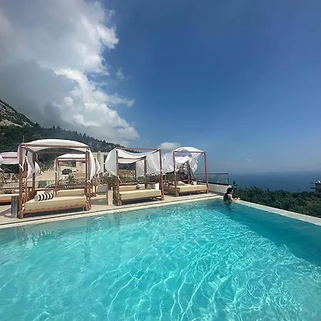 Hotel Amare *